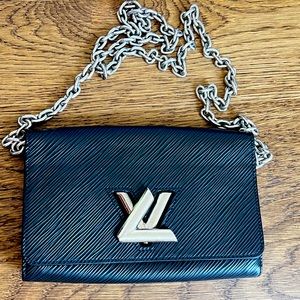 Louis Vuitton Twist Chain Wallet Epi Black